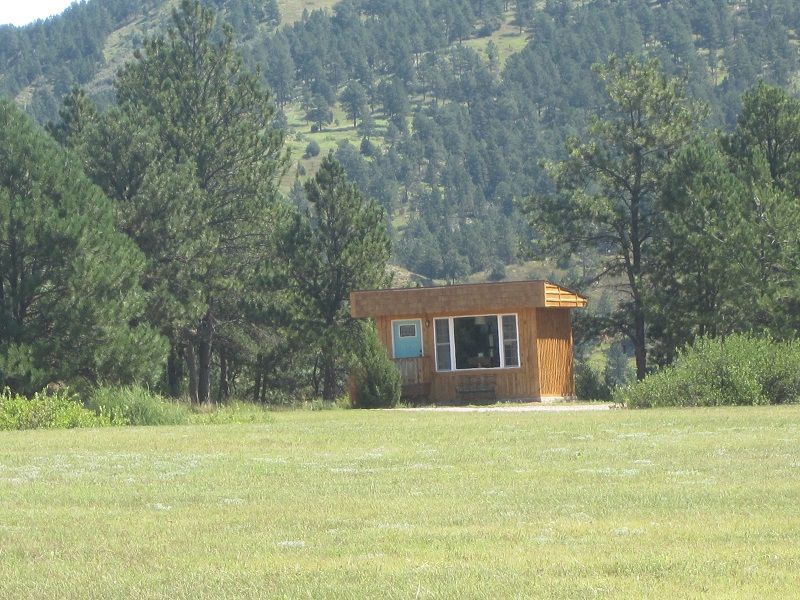 549 Cold Brook Ave, Hot Springs, SD 57747